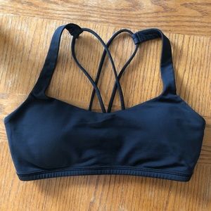 Lululemon Free to Be sports bra